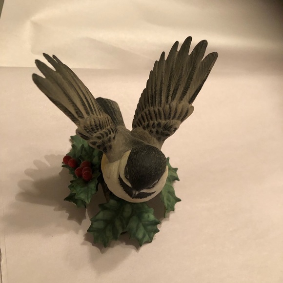 Lenox Chicadee - Picture 2 of 7